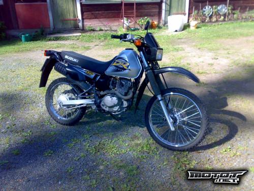 Suzuki DR 125