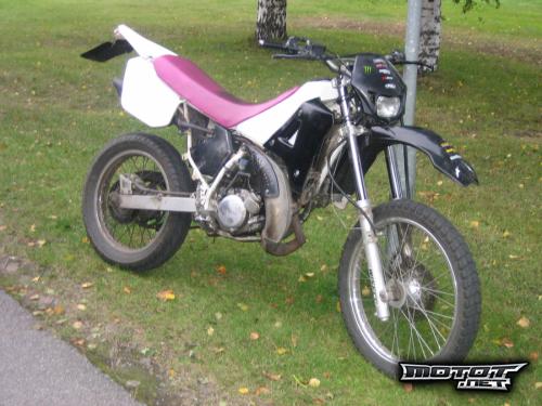 Yamaha DT 125