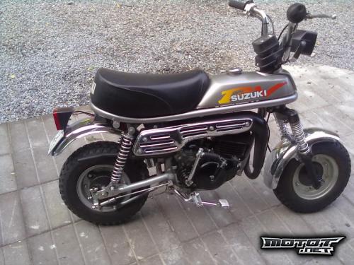 Suzuki PV 50