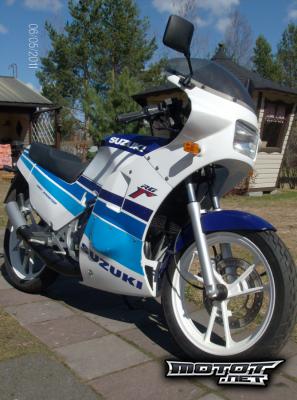 Suzuki RG 125