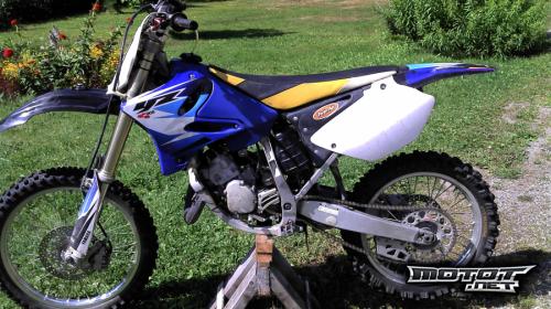 Yamaha YZ 125