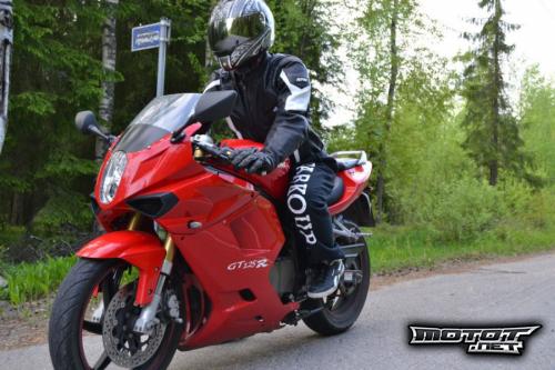 Hyosung GT 125 R